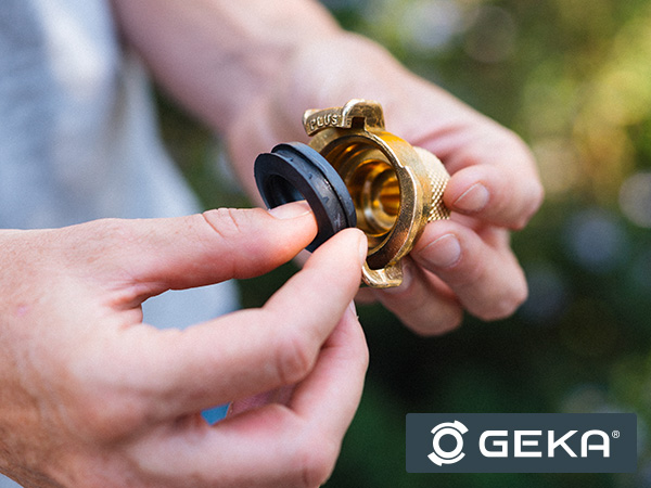 ogrod-na-wiosne-klowe-geka