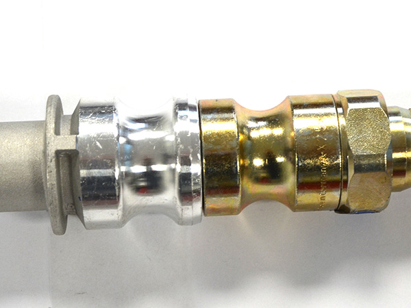 porwonanie-wtykow-kamlock-beton-srednica